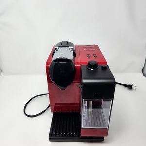 Delonghi Nespresso machine